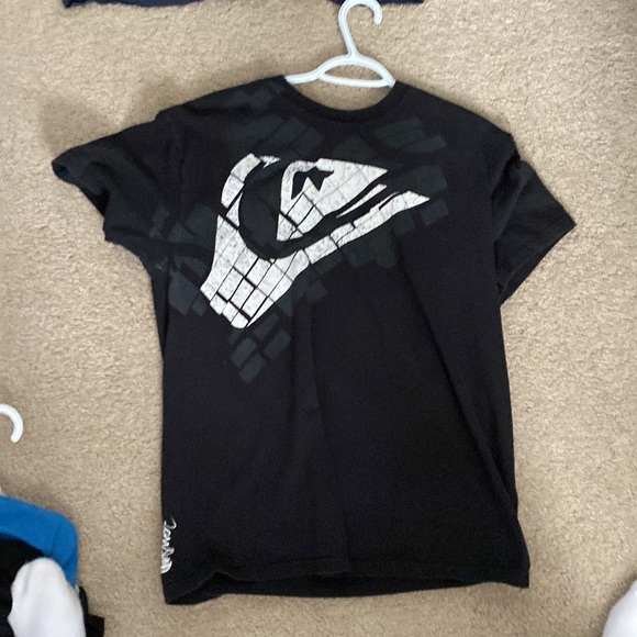 Qulksilver tees - Picture 3 of 3
